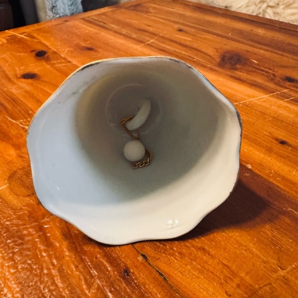 Vintage White Decorative Bell with Lady Portrait - Picture 5 of 5